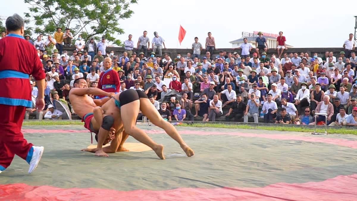 Đấu Vật (Traditional Wrestling) brings crowds to their feet with raw power, technique, and centuries-old pride on full display